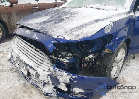 2016 Ford Fusion Se z USA, uszkodzony, nr VIN 3FA6P0HD4GR288828